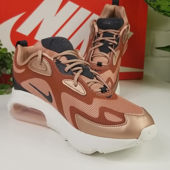 Nike Shoes - Nike Air Max 200 Metallic Red Bronze Gold Womens 8